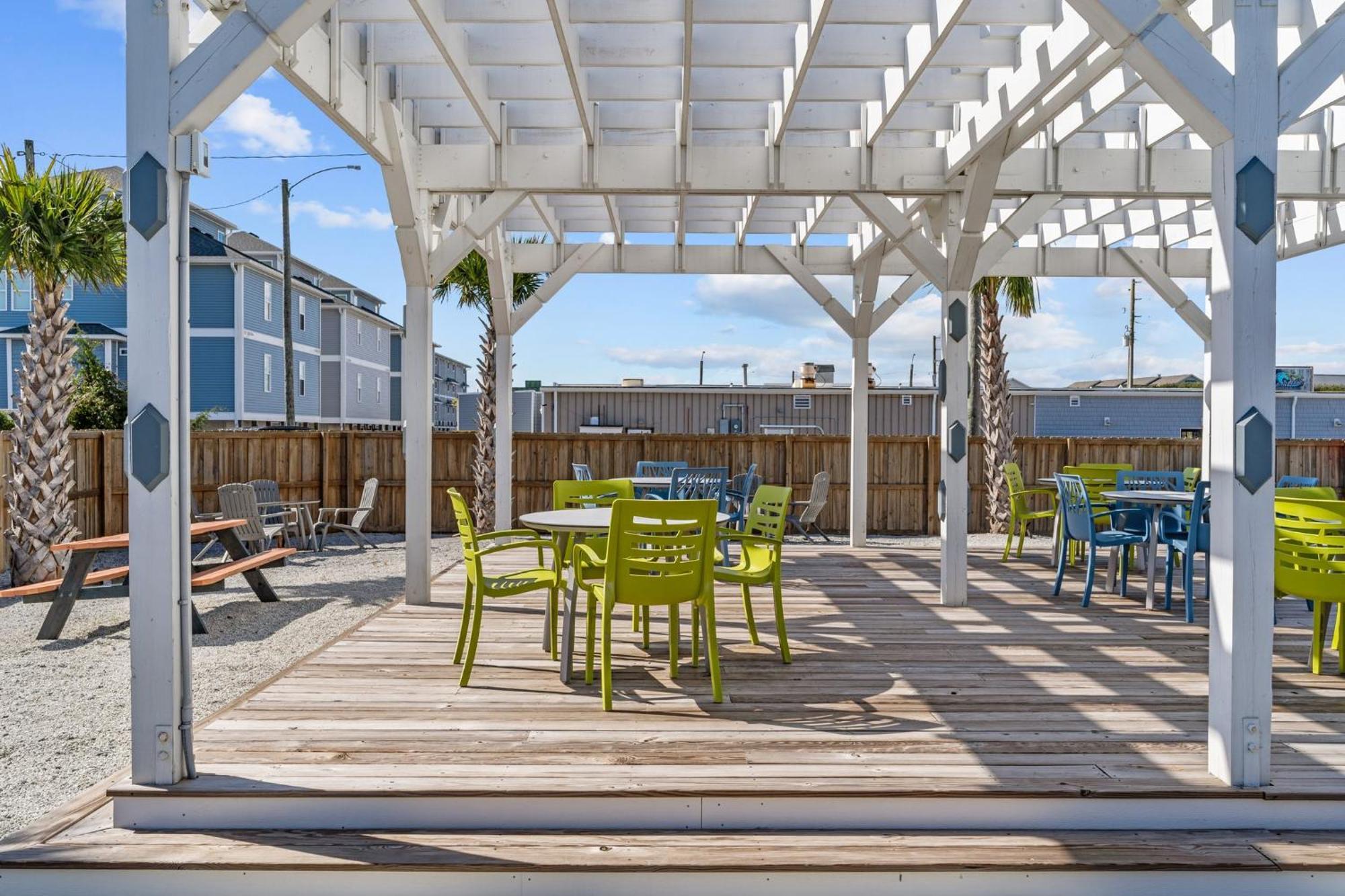 Loggerhead Inn And Suites Surf City Exterior foto