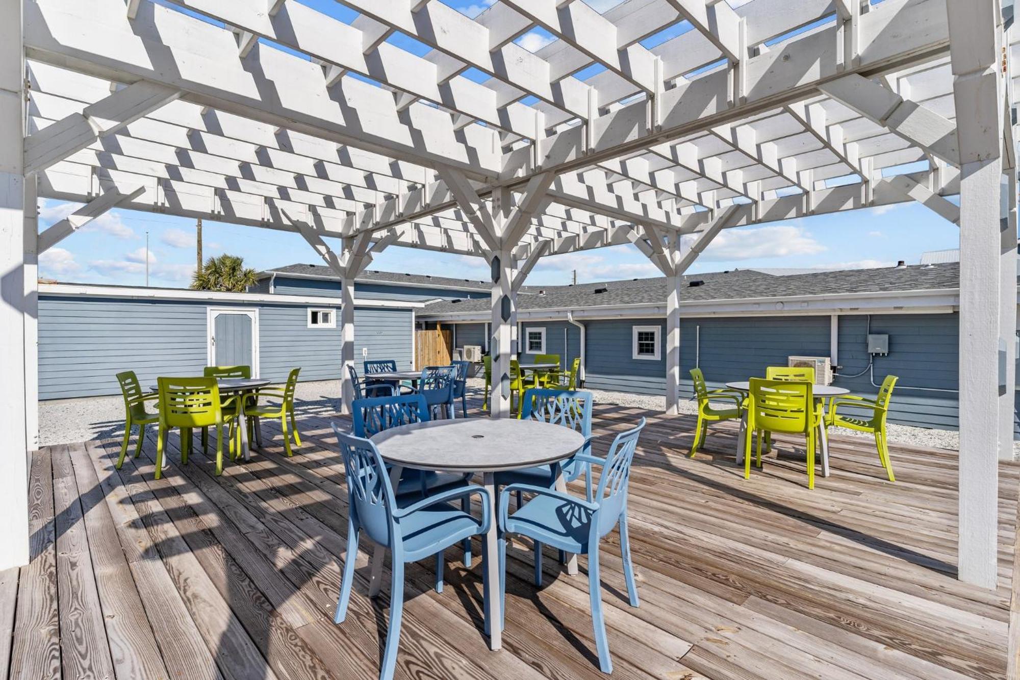 Loggerhead Inn And Suites Surf City Exterior foto